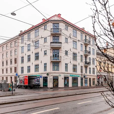 Daire Hotel Suite Apartment *